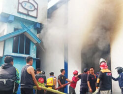 Bangunan Studio TVRI Kalteng Terbakar.