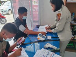 19 Warga Divaksinasi Di Gerai Presisi Klinik Polresta Palangka Raya.