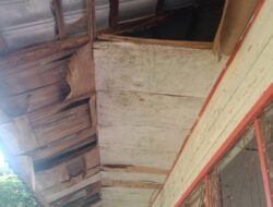 Kondisi Bangunan Sekolah Memprihatinkan, Mahasiswa KKN Minta Agar Adanya Perhatian Khusus Dari Pemerintah.