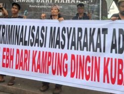 Koalisi Masyarakat Sipil Untuk Kemanusiaan Kaltim Menuntut Bebaskan Pejuang Masyarakat Adat Kampung Dingin