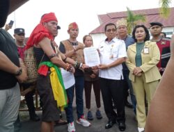 Masyarakat Gelar Aksi Mengecam Keputusan Bupati Gunung Mas Terkait Izin dan Plasma 20%