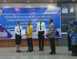 Walikota Palangka Raya Serahkan SK 47 PPPK TA 2022