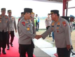 Kapolda Kalteng Sambut Kedatangan Wakapolri