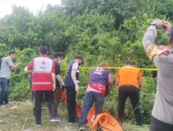 Mayat Tanpa Identitas Ditemukan Dalam Parit, Warga “Kemarin Sempat Mencium Bau, Kami Kira Bau Bangkai Biasa, Ternyata Ada Mayat”