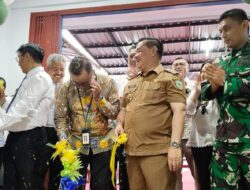 Bupati Kotim H. Halikinnor Resmikan Bank BPR Lingga Sejahtera Cabang Sampit