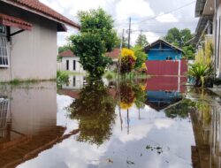 Sepekan Berlalu, Puluhan Rumah Warga di Jalan Bata Merah Baamang Masih Tergenang