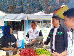 Jelang Debat Terakhir Pilpres, Progresif Kalteng Gelar Aksi Pasar 