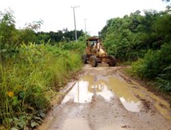 Dinas PUPR Kembali Lakukan Penanganan Jalan di KM 52 Hingga KM 54