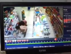 Waduh! Dua Wanita  Ini Tertangkap Basah Mencuri di Indomaret Sampit