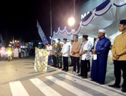 Pj Bupati Lepas Peserta Pawai Takbir Sambut Hari Raya Idul Fitri 1445 Hijriah