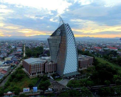 Bangunan Univesitas Negeri Makassar