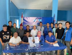Mantan Pembalab Legendaris Kalteng Falery Tuwan Daftar Calon Wakil Walikota di Partai Demokrat