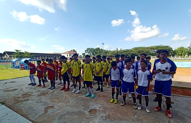 PESERTA GSI 2024-Tiga sekolah (SMPN1, SMPN 2 dan SMPN 4) peserta Gala Siswa Indoesia (GSI) tingkat Kecamatan Teweh Tengah tahun 2024 yang mengikuti kegiatan tersebut, di Stadion Swakarya Muara Teweh, Sabtu (11/5/2024).