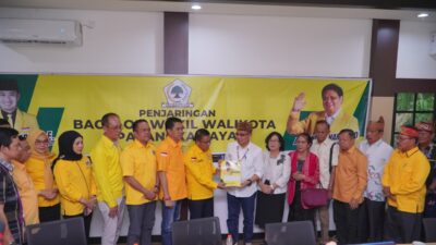 Prof. Andrie Elia Embang Resmi Mendaftar di DPD Golkar Palangka Raya: Siap Dampingi Fairid Napirin