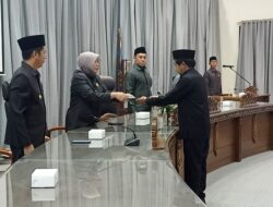 Fraksi PD Sampaikan Pemandangan Umum Terhadap Pengelolaan Persampahan