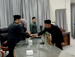 Fraksi Partai Gerindra Sampaikan Lima Saran Terhadap Raperda Pengelolaan Sampah