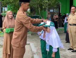 Ketika Kegiatan MPLS  di SDIT Al-Madaniyah Samuda Dilakukan  dengan Penuh Semangat dan Ceria