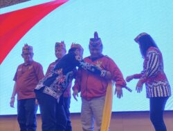 Musda I DPD Arun Kalteng Dibarengi Dengan Pemberian Gelar Kehormatan Masyarakat Adat Dayak Kepada 4 Tokoh Nasional