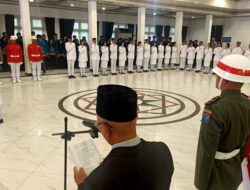 Anggota Paskibraka Barut Ikrar Bersama