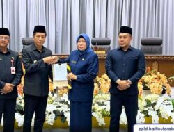 Pj Bupati Barut Sampaikan Pidato Pengantar Terhadap Raperda Tentang Perubahan APBD TA. 2024