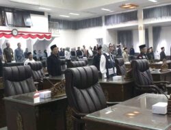 Pemerintah Jawab Pemandangan Umum Fraksi DPRD Barut Dalam Rapat Paripurna III