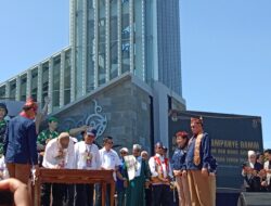 KPU Bersama Para Paslon Gubernur dan Wakil Gubernur Kalteng Gelar Deklarasi Pemilu Damai
