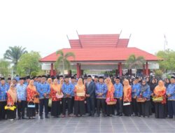 Peringati HUT ke -79, Kemenag Kotim Gelar  Upacara dan Tabur Bunga di Makam Pahlawan Batarung