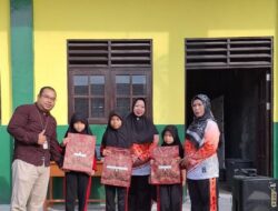 Senam Bersama dan Pembagian Hadiah: Bank Kalteng Cabang Sampit Meriahkan SDN 4 Ketapang