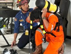 Disdamkarmat Gelar Pelatihan dan Pemeriksaan Berkala APAR di PT PLN Enjiniring Plant Bangkanai