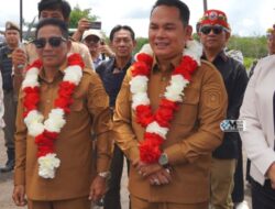 Meriah Penyambutan Kedatangan Bupati dan Wakil Bupati Mura di Bandara