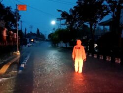 Anggota TR CPB BPBD Barut Patroli Antisipasi Banjir