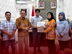 KPU Barito Utara Serahkan Laporan Evaluasi Parmas dan Bakohumas Pilkada 2024 ke KPU RI