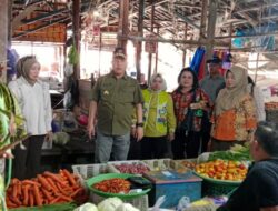 Tinjau Pasar Saik dan Keramba Ikan PJ Bupati Barsel Harapkan Kesejahteraan Ekonomi Meningkat