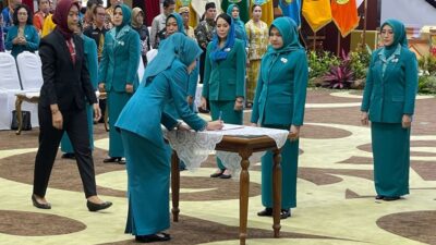 Ny. Hj. Permana Sari Eddy Raya Samsuri Secara Resmi Dilantik Sebagai Ketua PKK Sekaligus Pembina Posyandu Kabupaten Barito Selatan