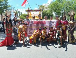 Betang Main Palangka Liu Tarantang Batarung Tampilkan Silat Dayak di Karnaval Budaya FBIM 2025