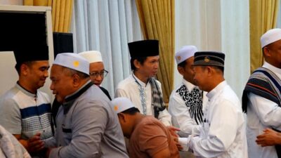 Ketua Komisi III DPRD dan Patih Herman AB Hadiri Pelepasan Jamaah Calon Haji Barito Utara 2025