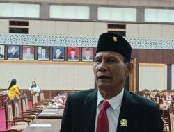 Berkas Pemberhentian Gubernur dan Wakil Gubernur Diserahkan ke Kemendagri