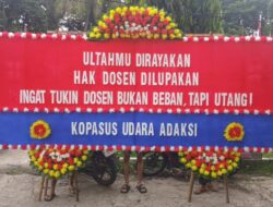 ADAKSI Kirim 63 Papan Bunga di Ultah ke-63 Menkeu Sri Mulyani, Tuntut Keadilan bagi Dosen