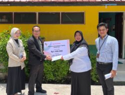SDN 4 Ketapang Raih Predikat Mitra Terbaik Bank Kalteng 2025
