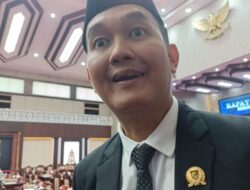Diharapkan Kebijakan Seragam Gratis Berlanjut di Masa Depan
