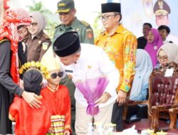Agustiar Sabran Buka Pawai Tarhib Ramadan 1447 H di Bundaran Besar Palangka Raya