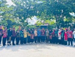 Camat Kota Besi Pimpin Upacara Hardiknas, Dorong Guru Berprestasi hingga Tingkat Nasional