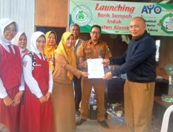 SDN 4 Ketapang Jalin MoU dengan Bank Sampah Induk Lestari Alamku, Perkuat Proyek Lingkungan Didukung PT Trakindo Utama